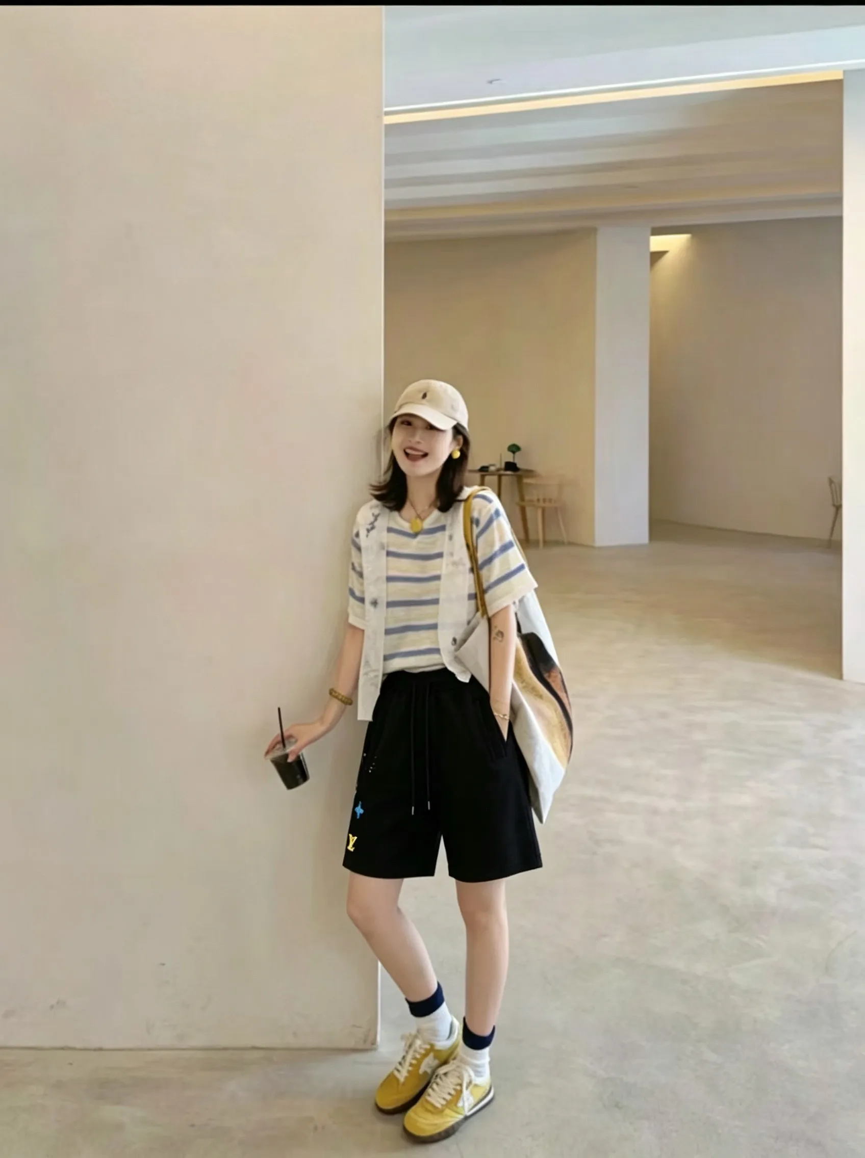 Louis Vuitton/Louis Vuitton multi-element presbyopic print embroidered shorts